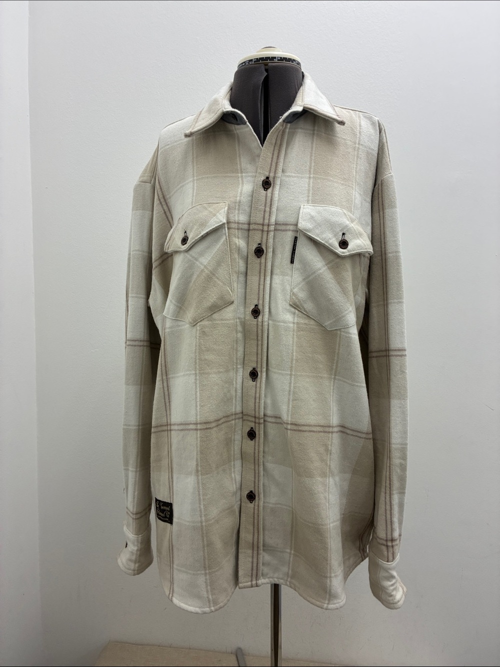 The Vermont Flannel Co Cream and Beige Plaid Lightweight Shirt Jacket